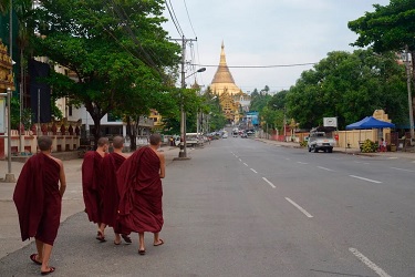 Milisi Biksu Sebut Para Pemimpin Budha di Myanmar Dukung Junta Militer 